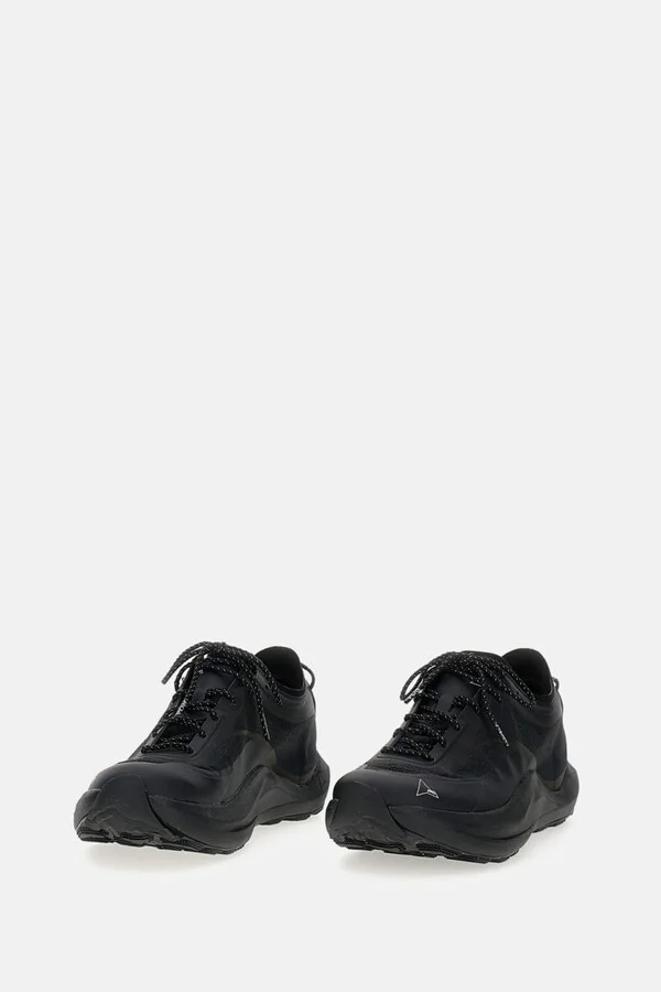 Sella Sneakers