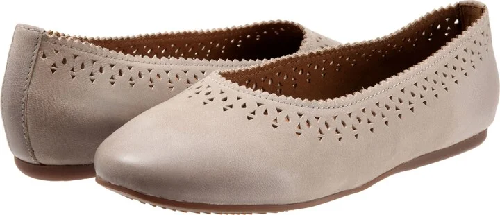 Selma Cutout Ballet Flat - Image 9