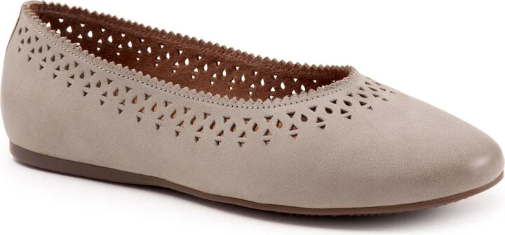 Selma Cutout Ballet Flat