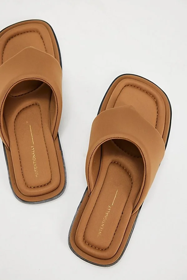 Seoul Thong Sandals - Image 3