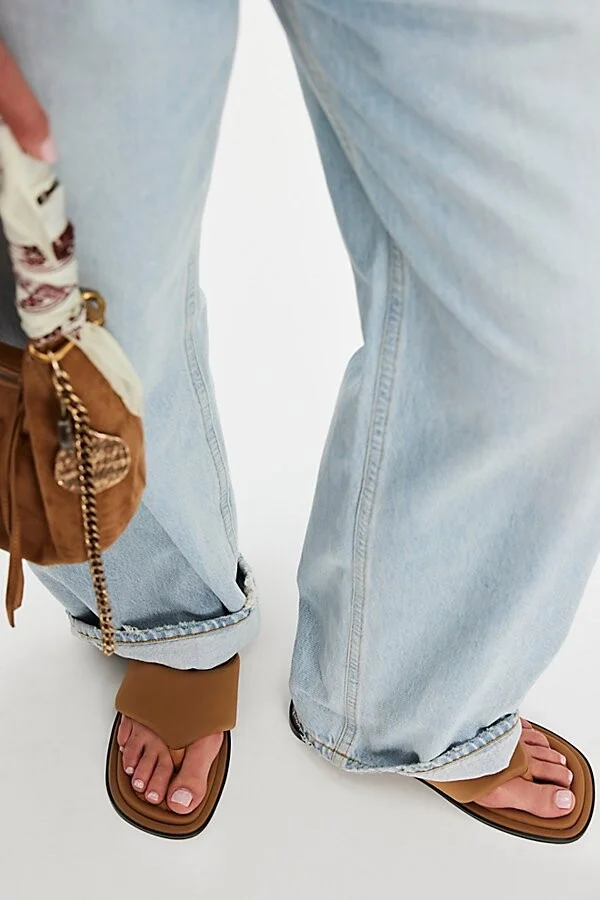 Seoul Thong Sandals