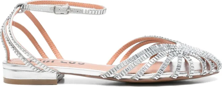 Serabi sandals
