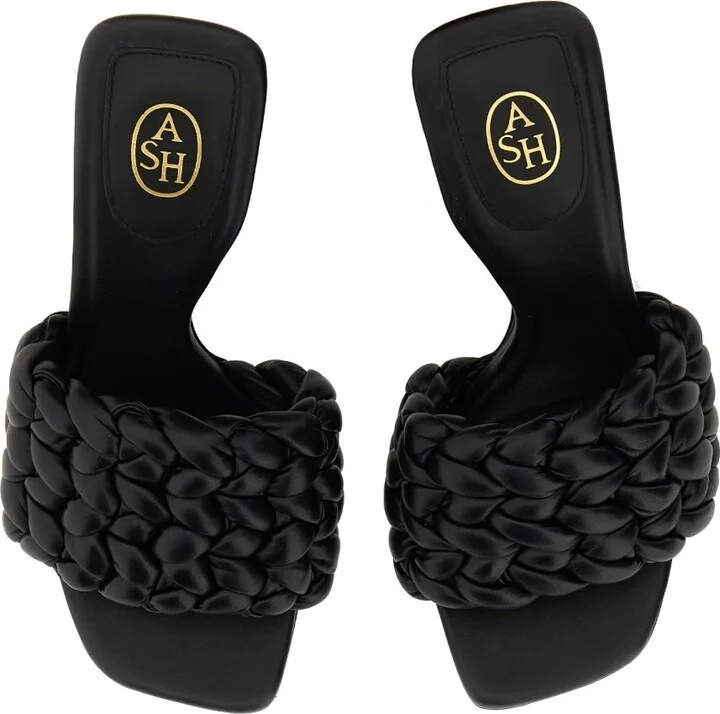 Serena Sandal. - Image 2