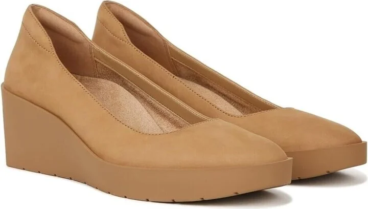 Sereno Pump Womens 6.5 Brown Nubuck Round Toe Platform Wedge Heel KHD1468