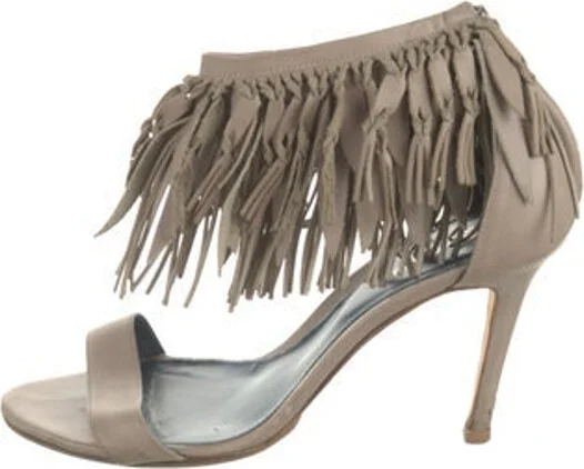 Neutrals