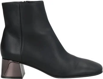 Sergio Rossi Woman Ankle boots