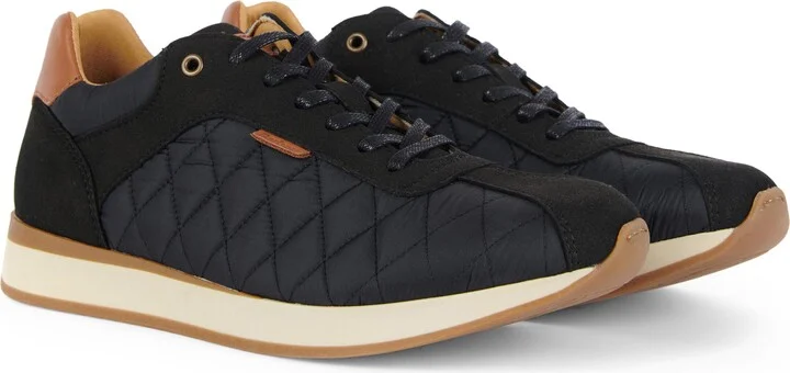 Seth Sneaker