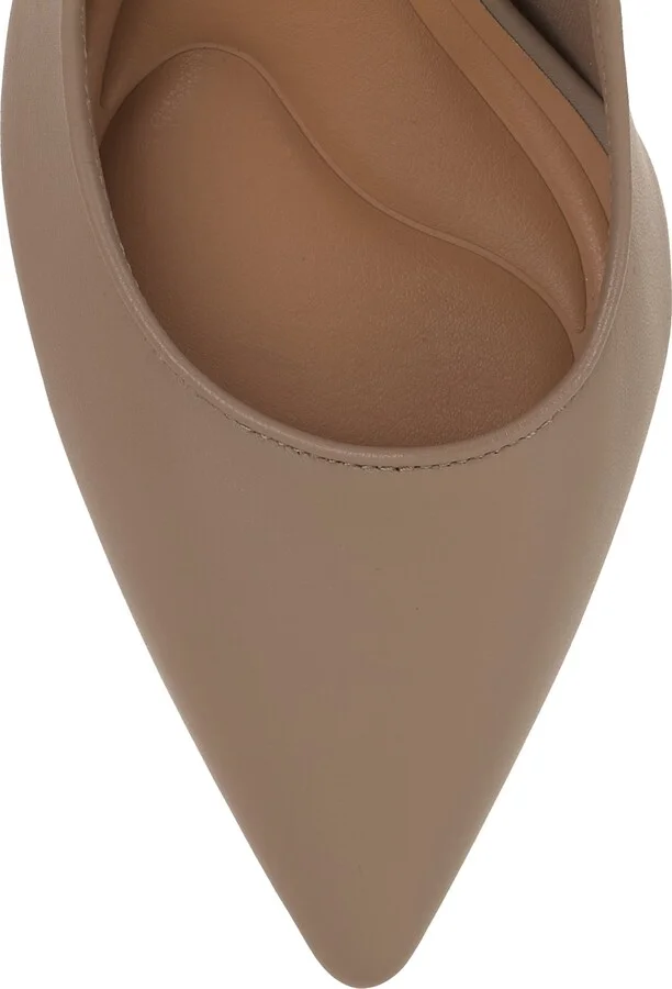 Setria Pointed Toe Pump - Image 8
