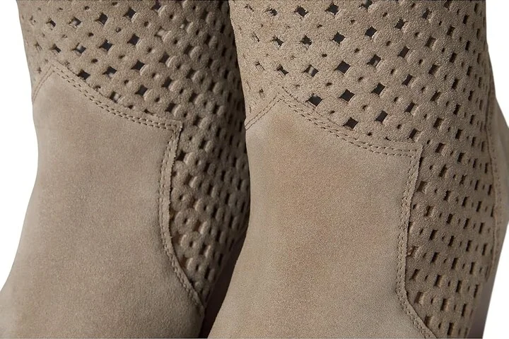 Seychelles Diva Suede Women's Boots Sand : 6.5 M, Leather/Rubber - Image 7
