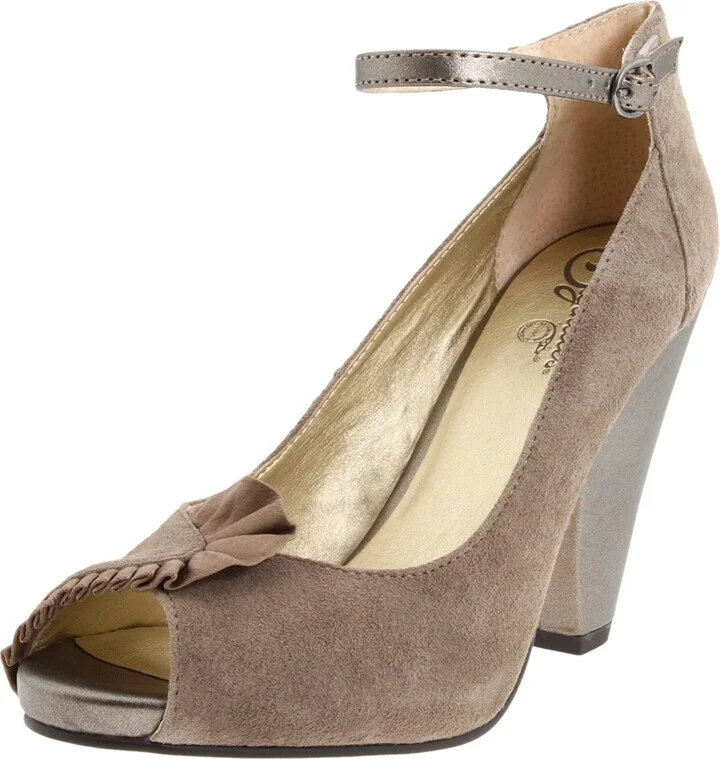 Taupe