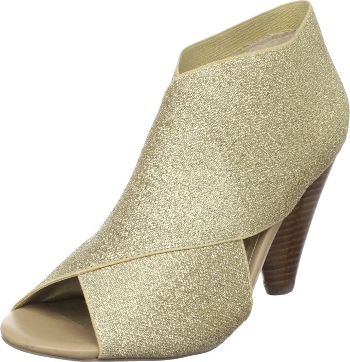 Seychelles Women's Whodunit Pump