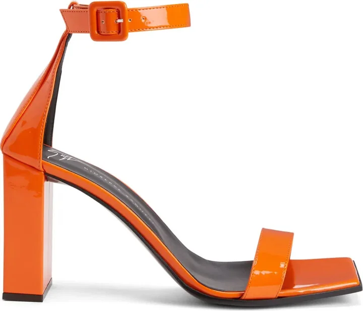 Shangay Buckle 85mm sandals