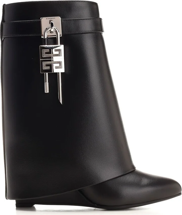 'shark Lock' Ankle Boots