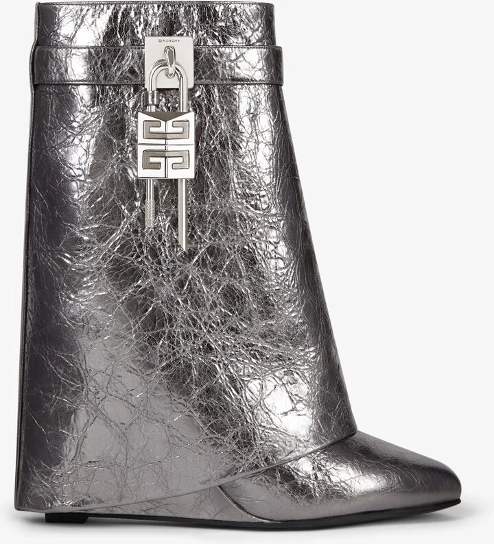 Shark Lock ankle boots in laminated leather
