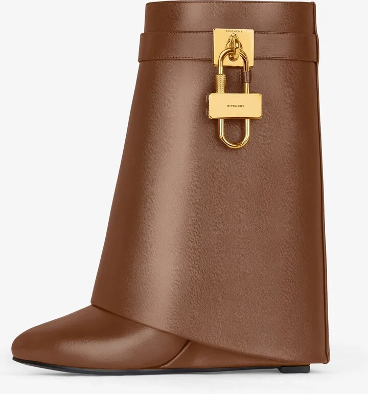 Shark Lock ankle boots in leather - Image 3