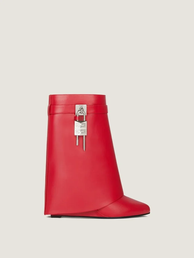Shark Lock ankle boots in leather