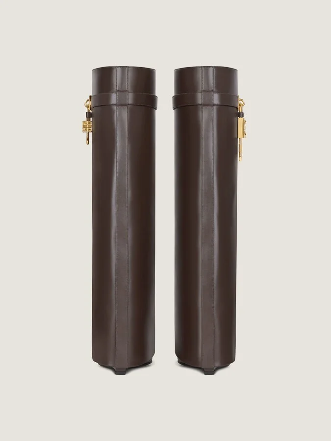 Shark Lock boots in leather - Image 6