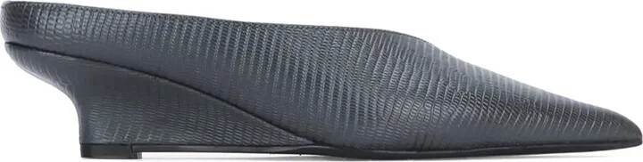 Sharp mules