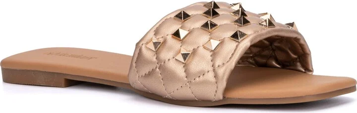 Shelly Quilt Stud Sandal