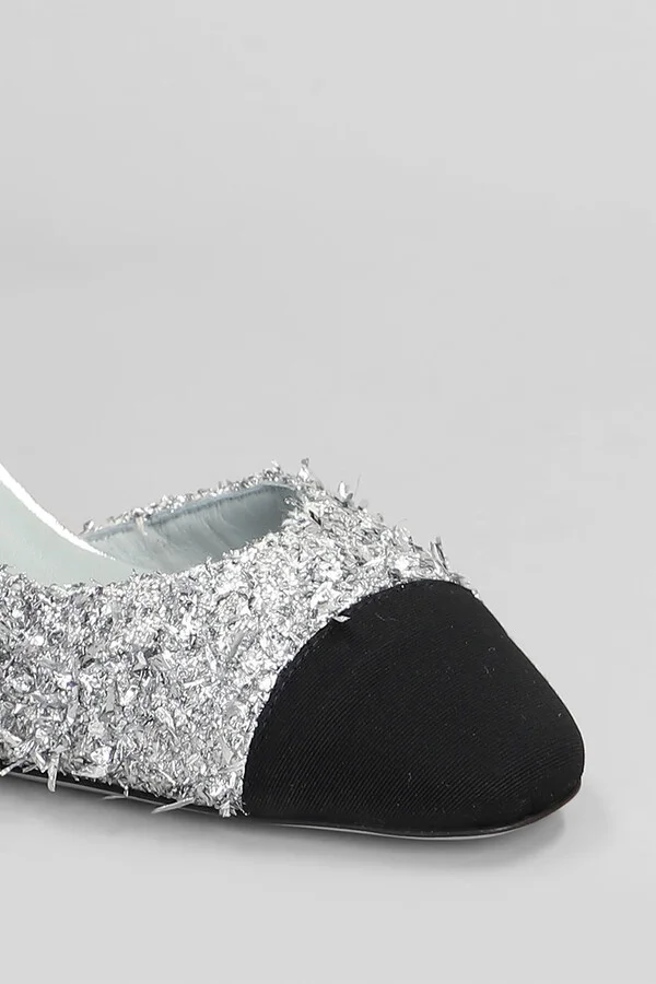 Shirley Pumps In Silver Leather And Fabric - Image 5