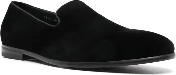 Shoe - Image 2