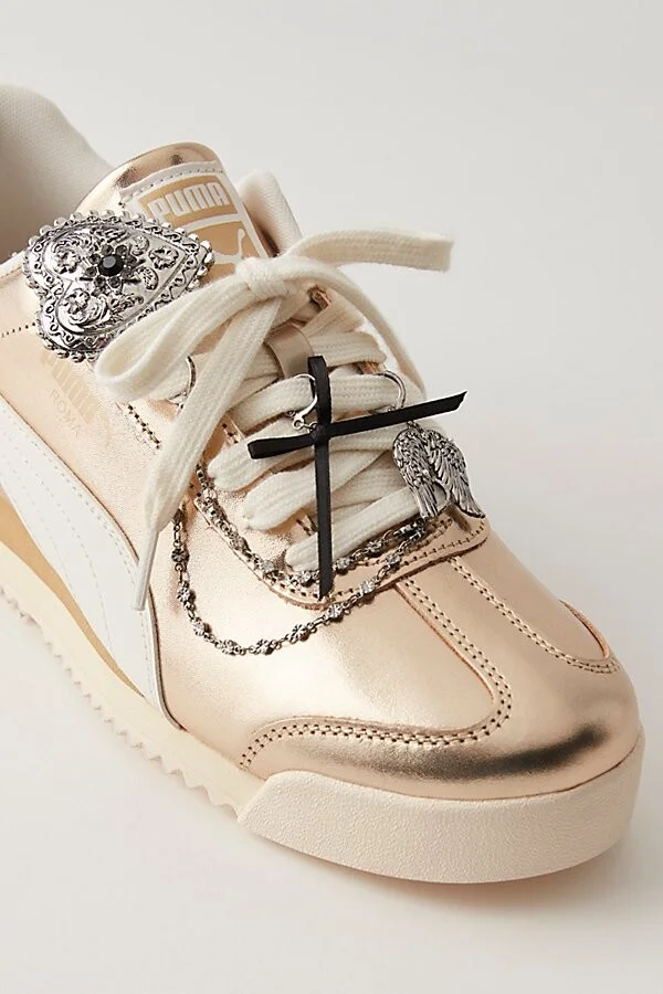 Shoe Charm & Pin Pack - Image 2
