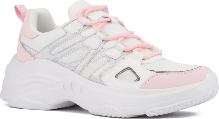 Show Off Sneaker
