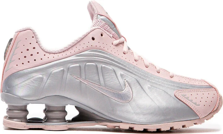 Shox R4 Barely Rose Metallic Platinum (Women's)
