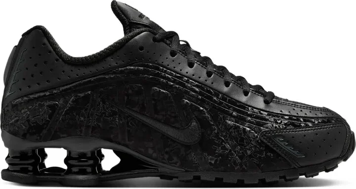 Shox R4 "Black" sneakers