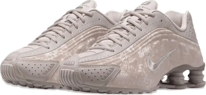 Shox R4 "College Grey/Flat Pewter" sneakers - Image 2