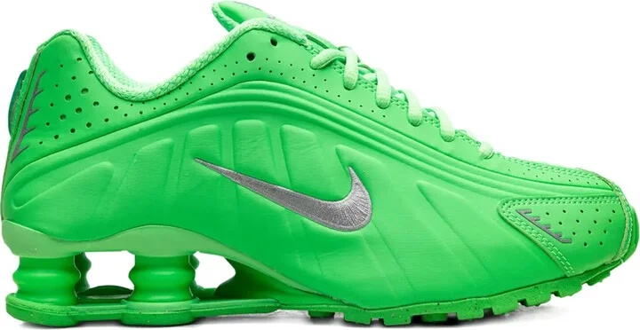 Shox R4 "Green Strike" sneakers