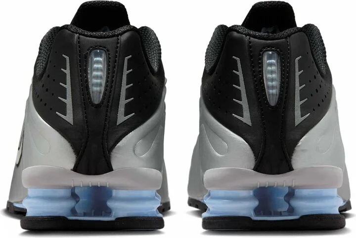 Shox R4 Sneaker - Image 5