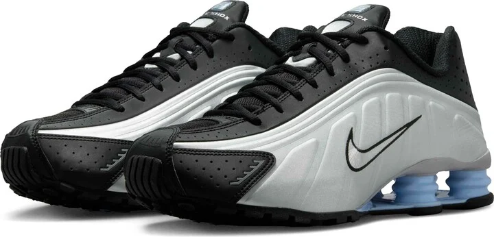 Shox R4 Sneaker