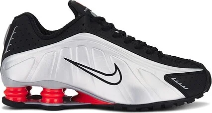 Shox R4 Sneakers