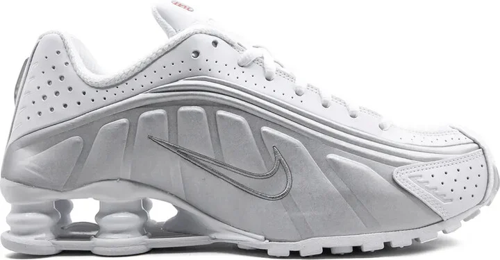 Shox R4 sneakers