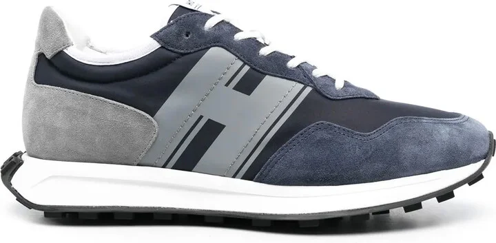 Side Logo-Patch Detail Low-Top Sneakers
