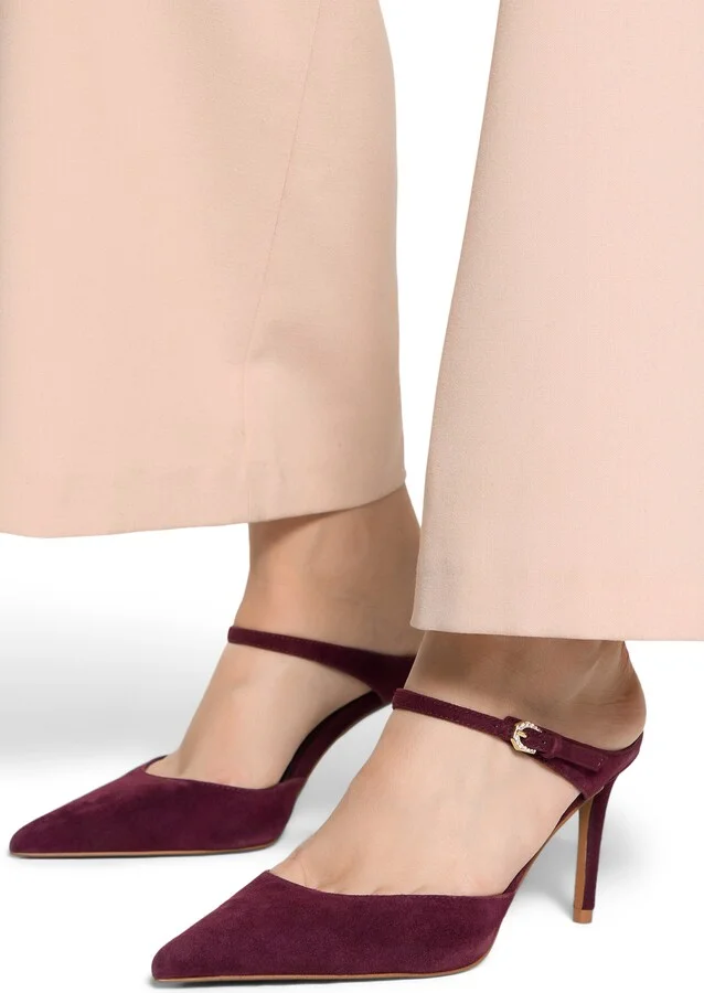Sidnney Pointed Toe Pump - Image 2