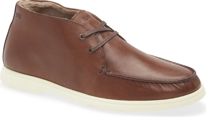 Sienne Chukka Sneaker