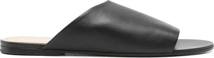 Signum sandals
