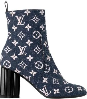 Silhouette Ankle Boot