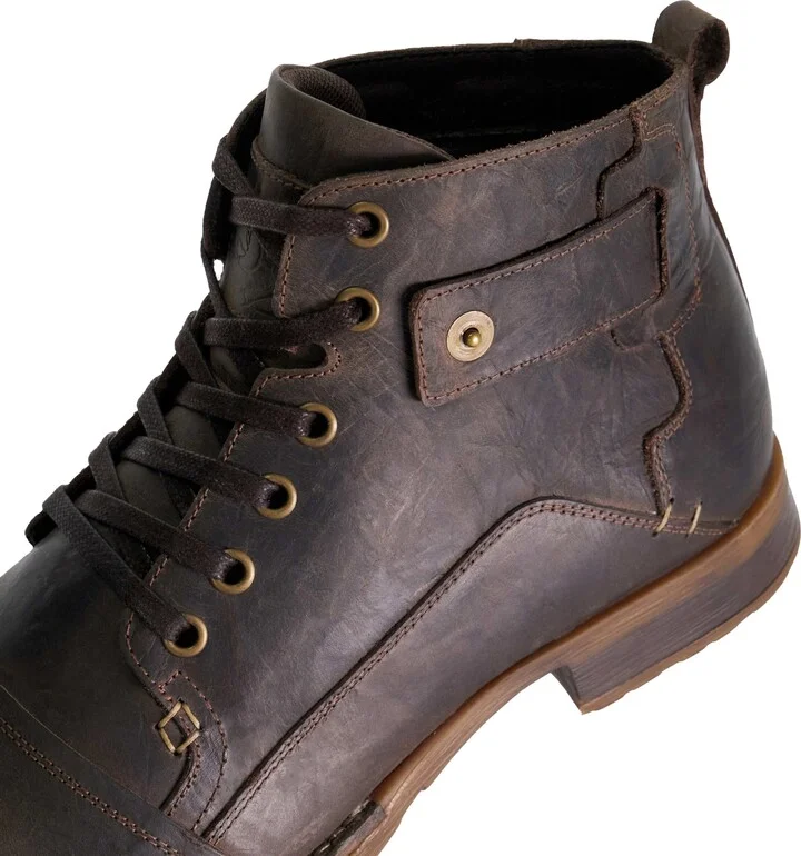 Simon Boot - Image 5
