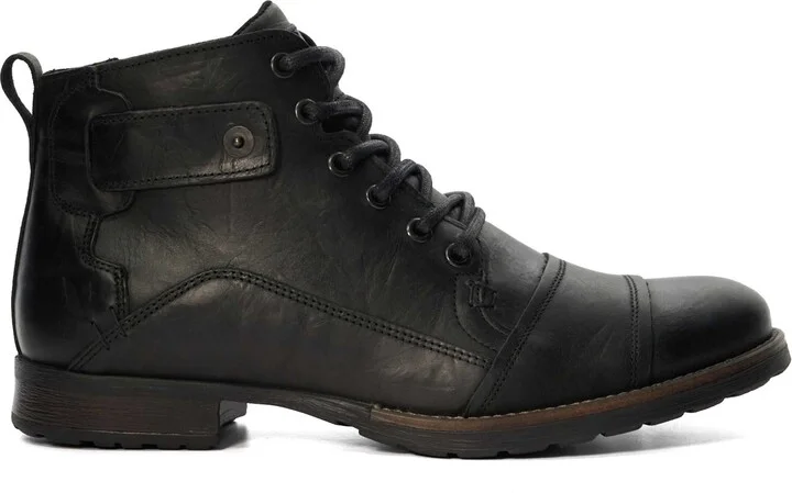 Simon Boot - Image 10