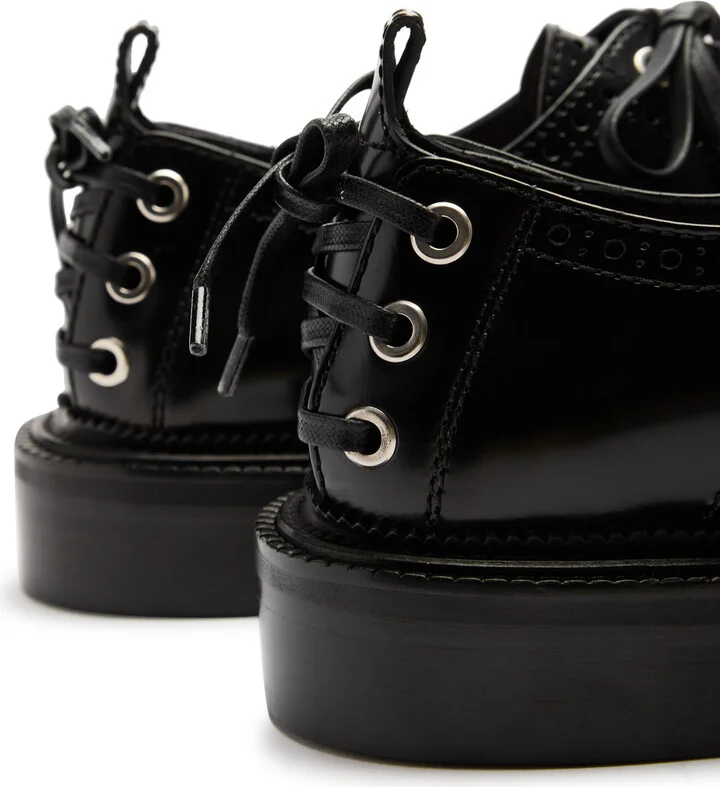Simone Rocha Lace-up Glossed Leather Brogues - Image 4
