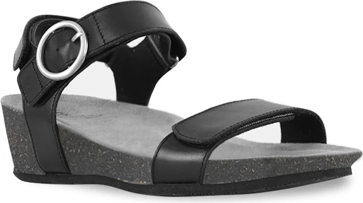 BLACK LEAT