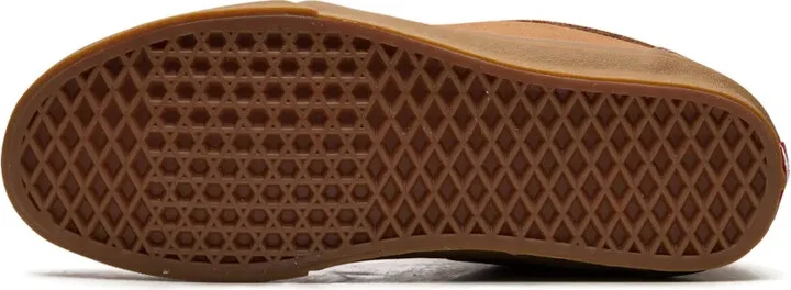Skate Chukka Low "Light Brown/Gum" sneakers - Image 4