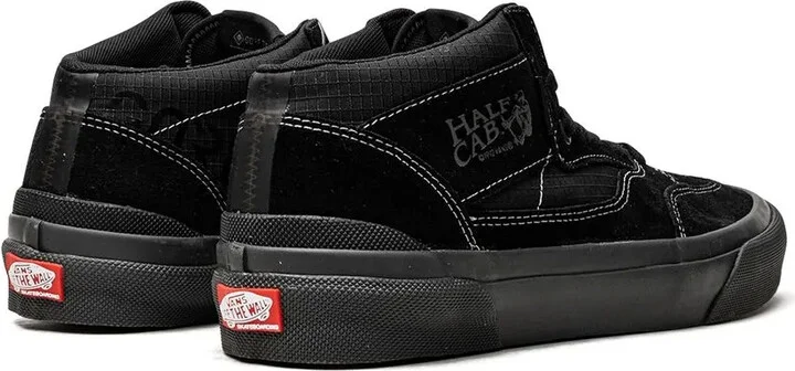 Skate Half Cab gore-tex "Triple Black" sneakers - Image 3