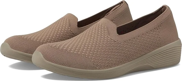 SKECHERS Arya - Clear Skies Women's Shoes Dark Taupe : 5 B - Medium