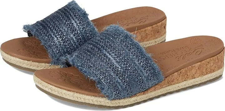 SKECHERS Breezie - Radiant Feels Women's Sandals Navy : 6 B - Medium, Rubber