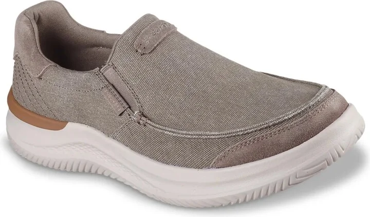 Skechers Extra Wide Width Relaxed Fit Hasting Vigo SlipOn