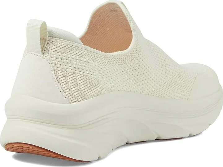 SKECHERS Martha Stewart - D'Lux Walker - Eclipse Women's Shoes Off-White : 5.5 B - Medium, Textile - Image 4